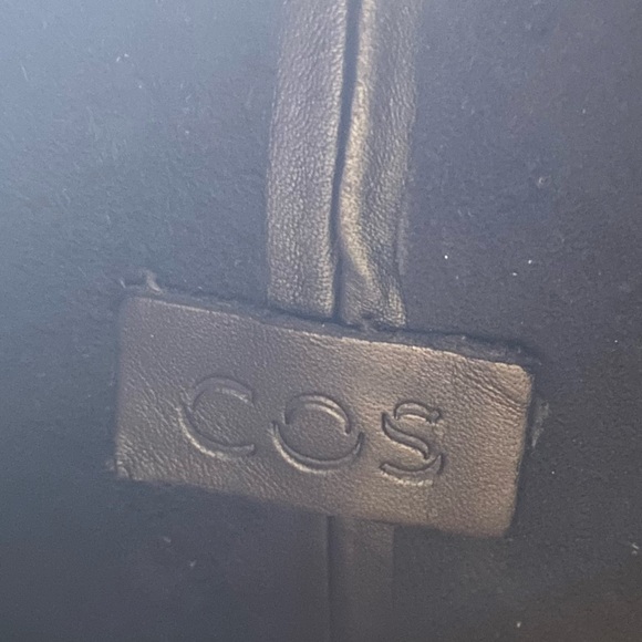 COS Drawstring Bag - Picture 6 of 6